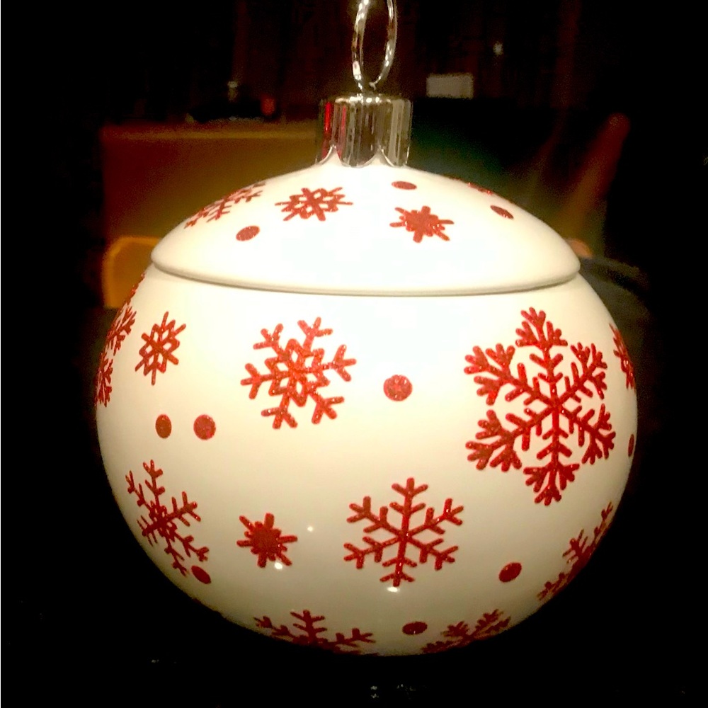 Ornament jar
